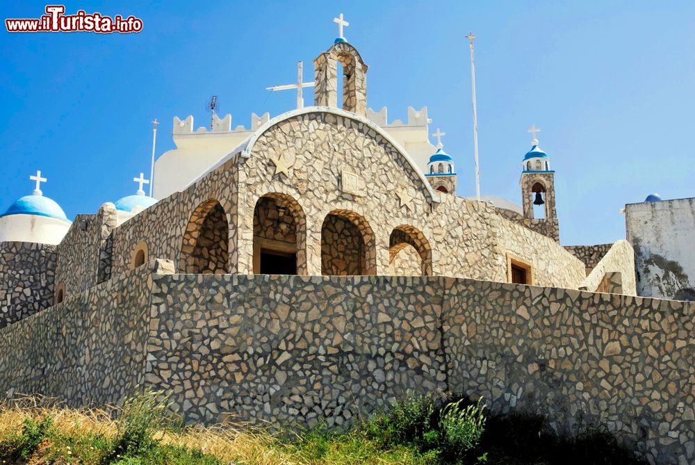 Immagine Una chiesa greco-ortodossa nell'isola di Lipsi, Grecia.