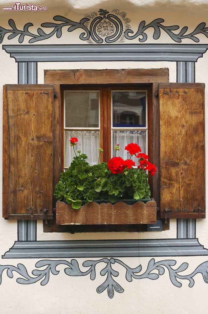 Immagine Una finestra tipica di Bergun in Svizzera, Cantone dei Grigioni