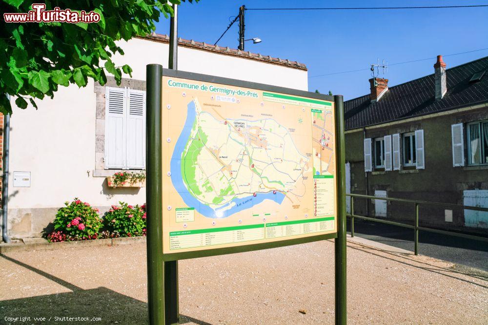 Immagine Una mappa del Comune di Germigny-des-Pres, Francia. Siamo nel dipartimento del Loiret nella regione della Valle della Loira - © vvoe / Shutterstock.com