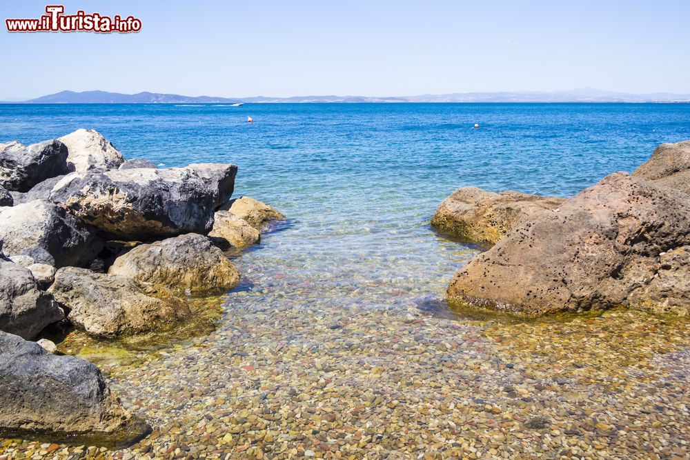 Immagine Una spiaggia a Porto Santo Stefano sull'Argentario in Toscana