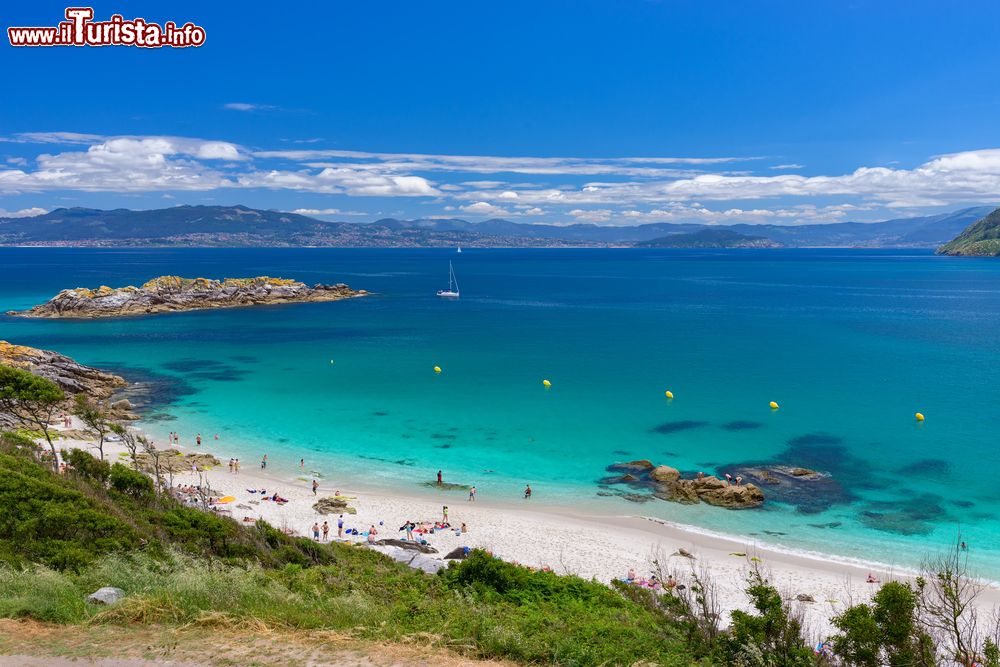 Immagine Una spiaggia alle Cies Islands in Galizia, Spagna nord-occidentale