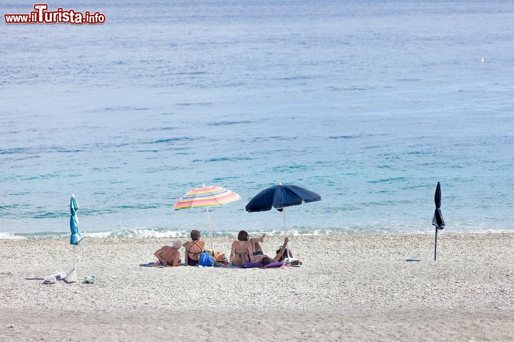 Immagine Una spiaggia sullo Jonio, vicino a Nizza di Sicilia