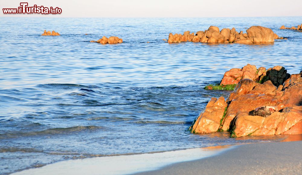 Immagine Una spiaggia tra Cala Liberotto e Sas Linnas Siccas a Orosei in Sardegna