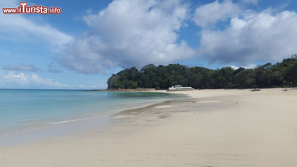 Immagine Una splendida spiaggia sabbiosa dell'isola di Contadora, Panama. E' un'isola dell'arcipelago delle Perle nel golfo di Panama.