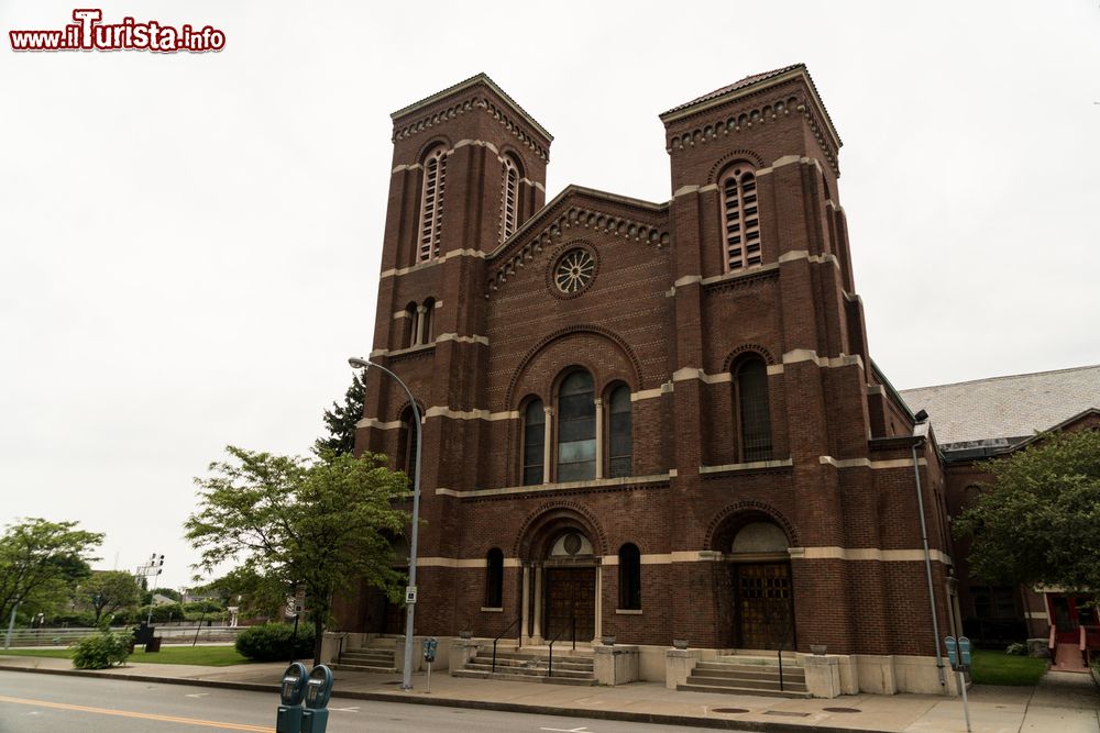 Immagine Una storica chiesa nel centro di Rochester (New York), Stati Uniti d'America.