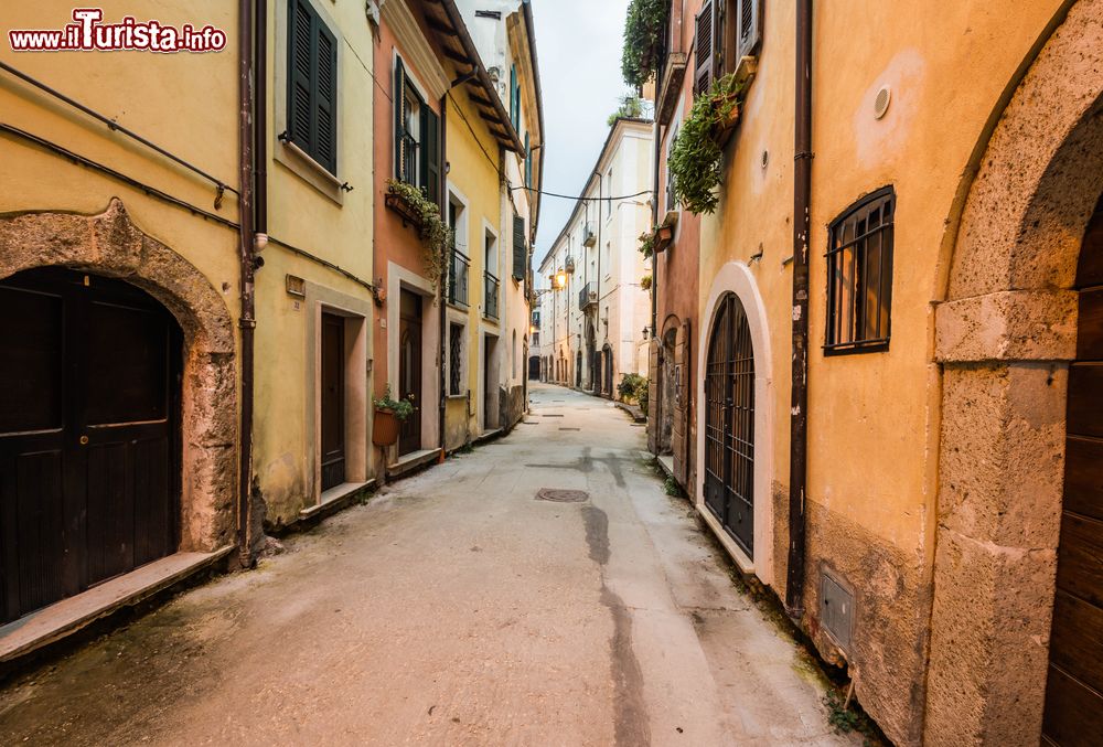 Immagine Una strada del centro storico di Sora nel Lazio