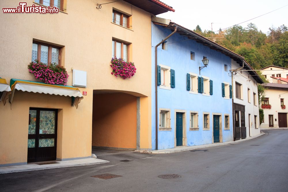 Immagine Una strada tipica di Caporetto (Kobarid) in Slovenia.