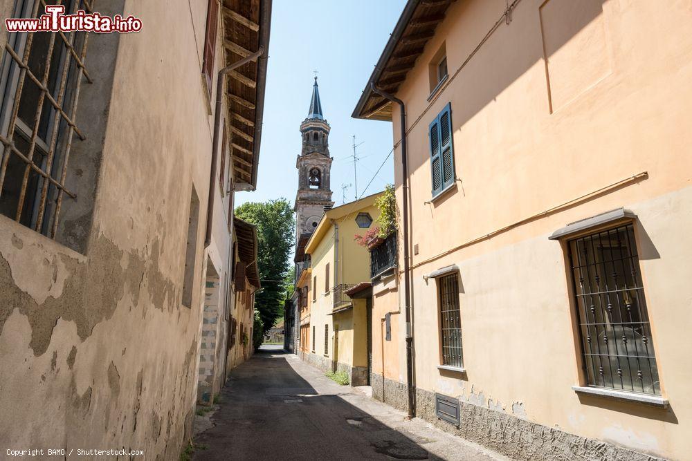 Immagine Una stradina nel centro storico di Pizzighettone, Cremona, Lombardia - © BAMO / Shutterstock.com