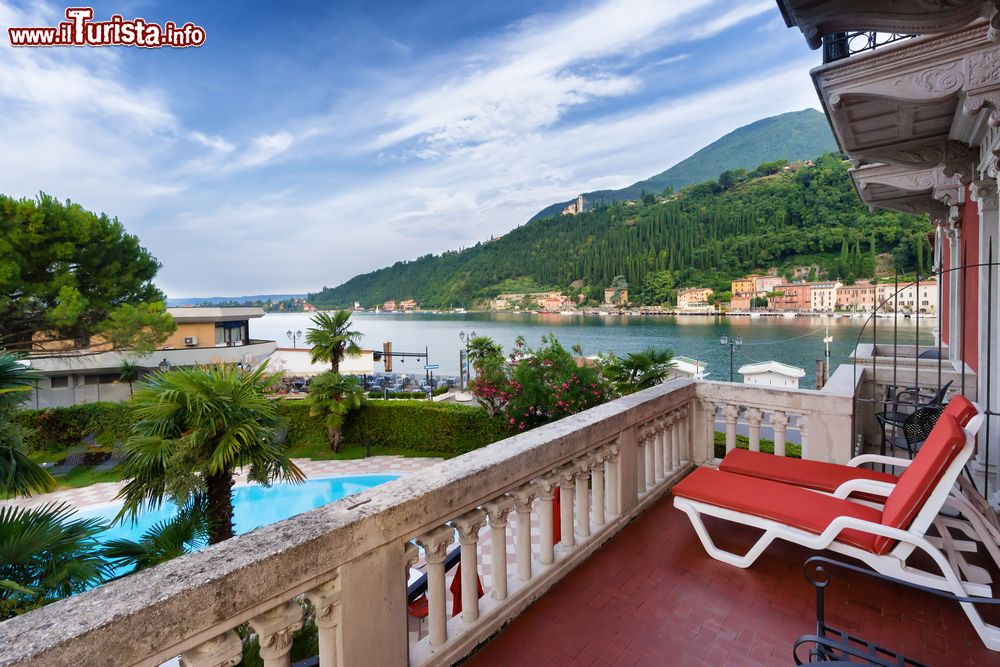 Immagine Una terrazza a Toscolano Maderno con vista sul Lago di Garda