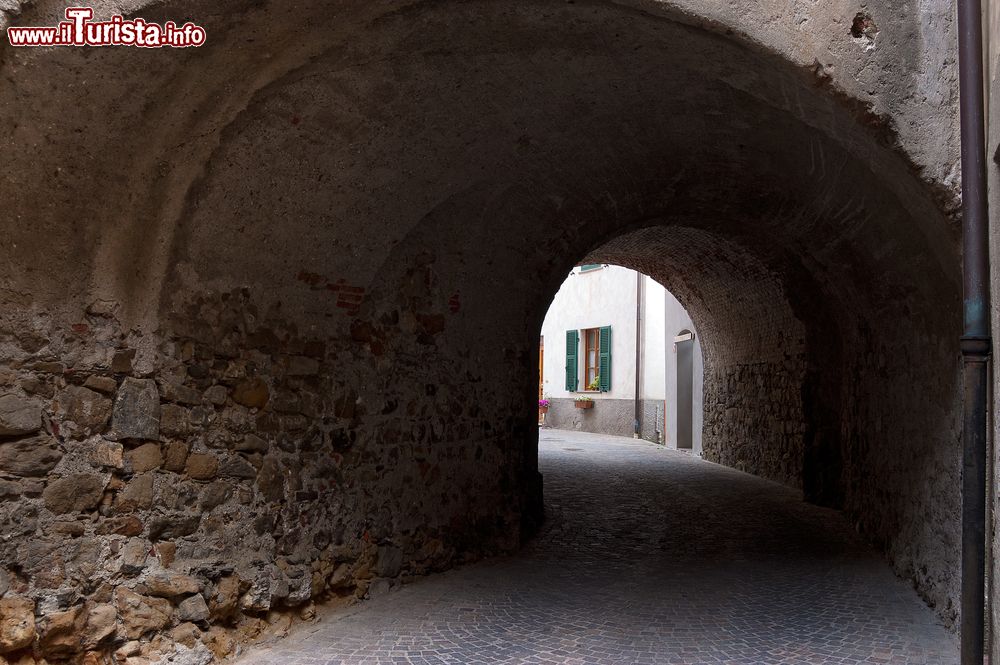 Immagine Una via nel borgo di Castelnuovo Magra in Liguria