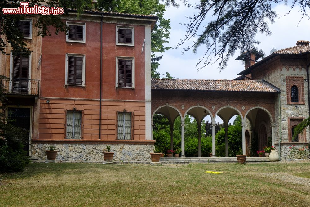Immagine Una villa storica nel territorio comunale di Ponte dell'Olio di Piacenza, Emilia-Romagna
