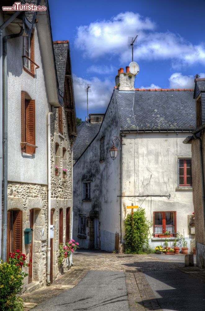 Immagine Una viuzza del centro storico di Josselin, Bretagna, Francia.