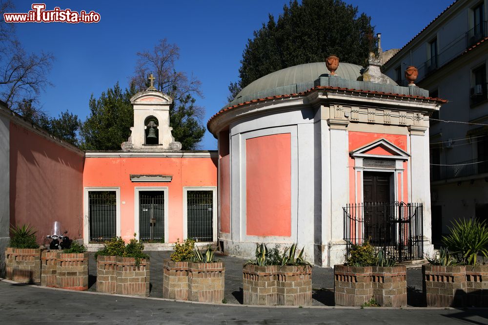 Immagine Uno degli edifici religiosi di Caserta, Campania, Italia.