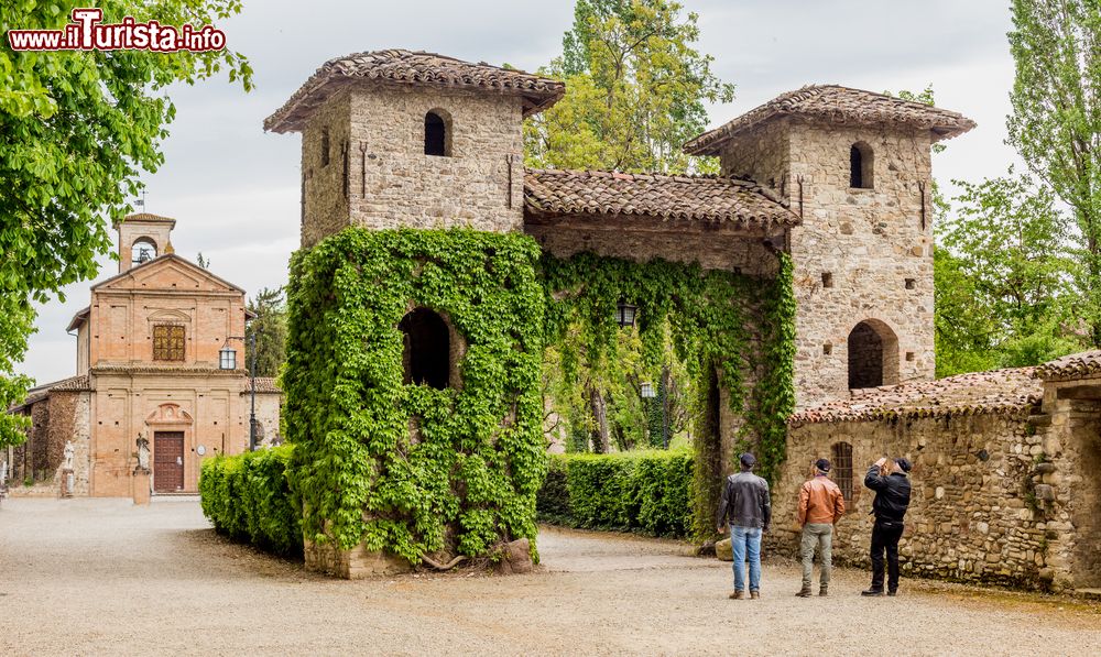 Immagine Uno scorcio del borgo di Grazzano Visconti, vicino Piacenza e Parma