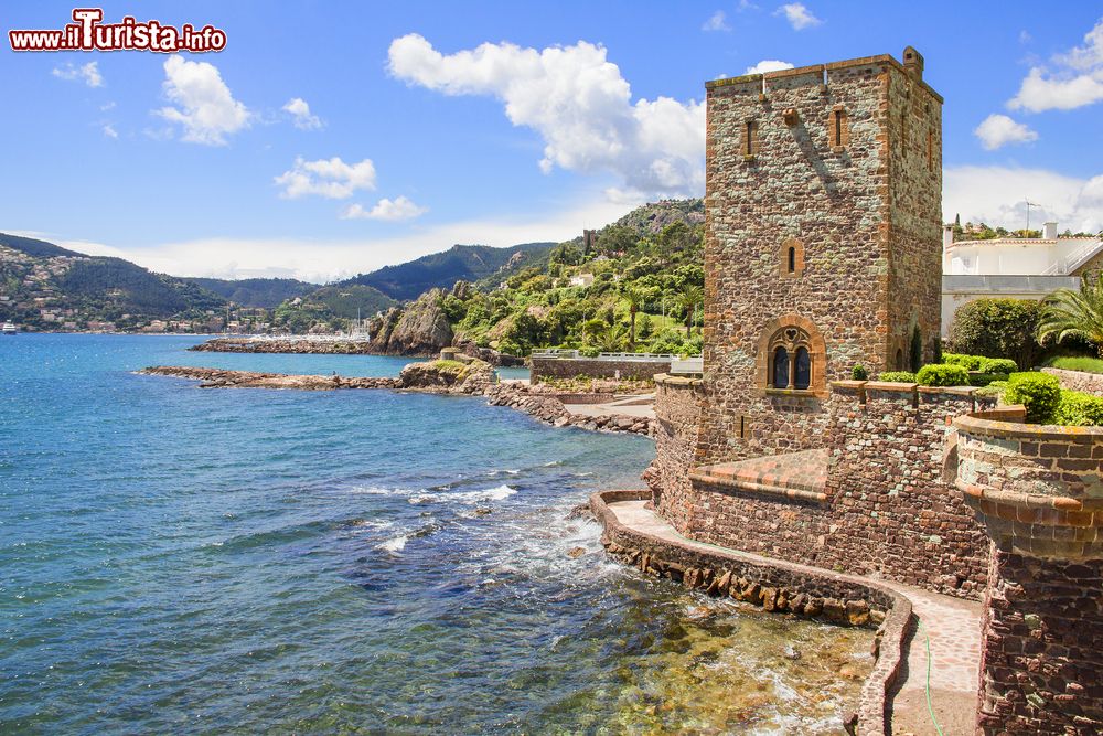 Immagine Uno scorcio del castello fortificato di Mandelieu-la Napoule, riviera francese.