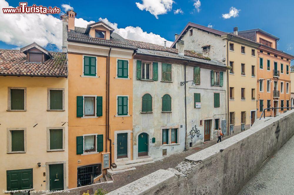 Immagine Uno scorcio del centro di Belluno in Veneto - © MoLarjung / Shutterstock.com