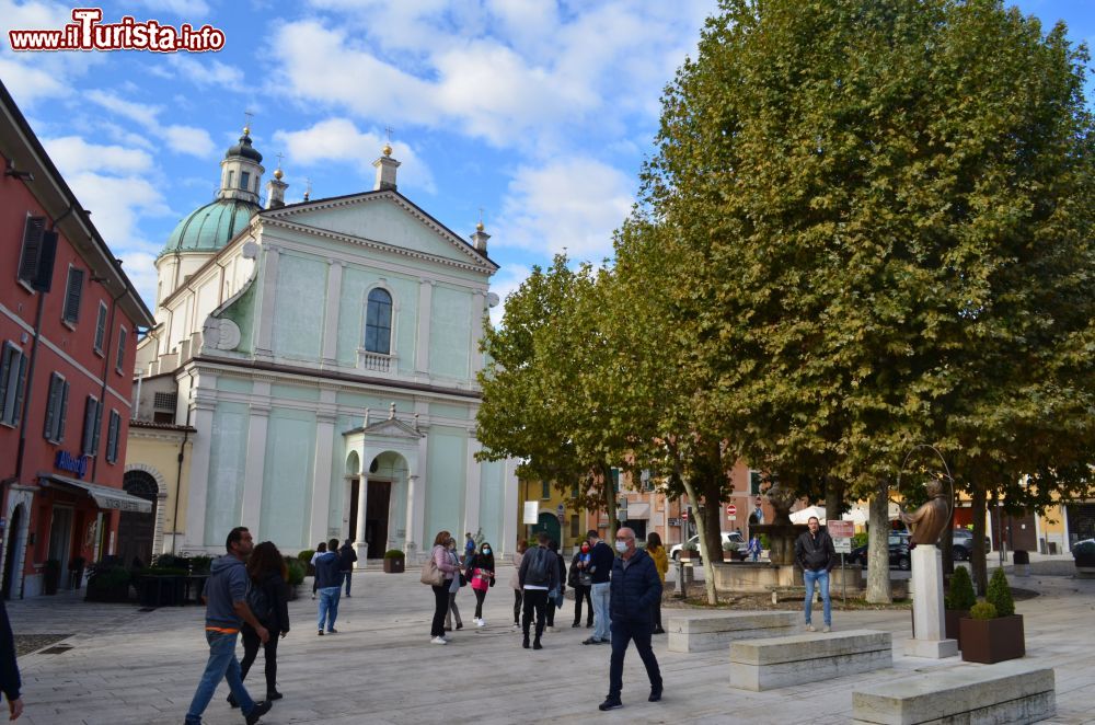 Immagine Uno scorcio del centro di Castiglione delle Stiviere in Lombardia