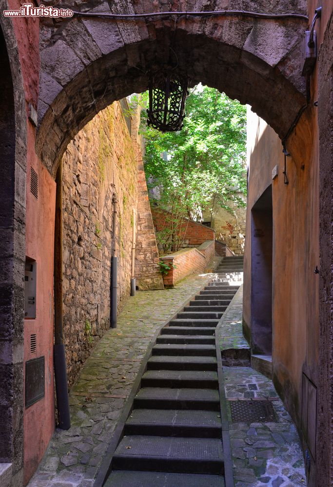 Immagine Uno scorcio del centro di Todi, Umbria. Per l'Università del Kentucky questa città della provincia di Perugia è la più vivibile del mondo.