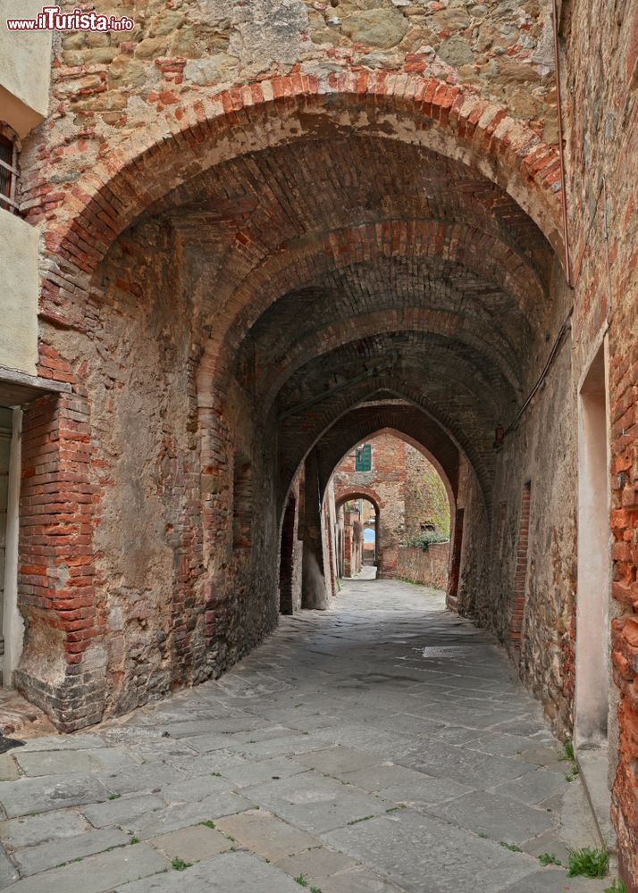 Immagine Uno scorcio del centro storico del comune di Sinalunga in Toscana