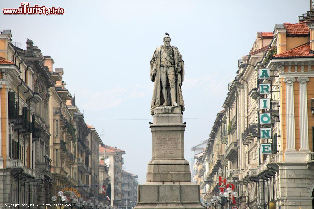 Immagine Uno scorcio del centro storico di Cuneo in Piemonte - © mary416 / Shutterstock.com