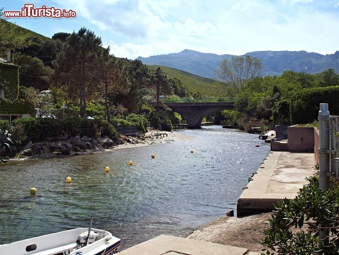 Immagine Uno scorcio del fiume di Pietracorbara in Corsica