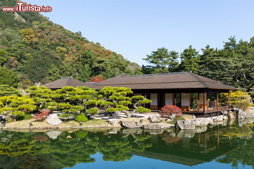 Immagine Uno scorcio del Kokoen Garden di Himeji in Giappone