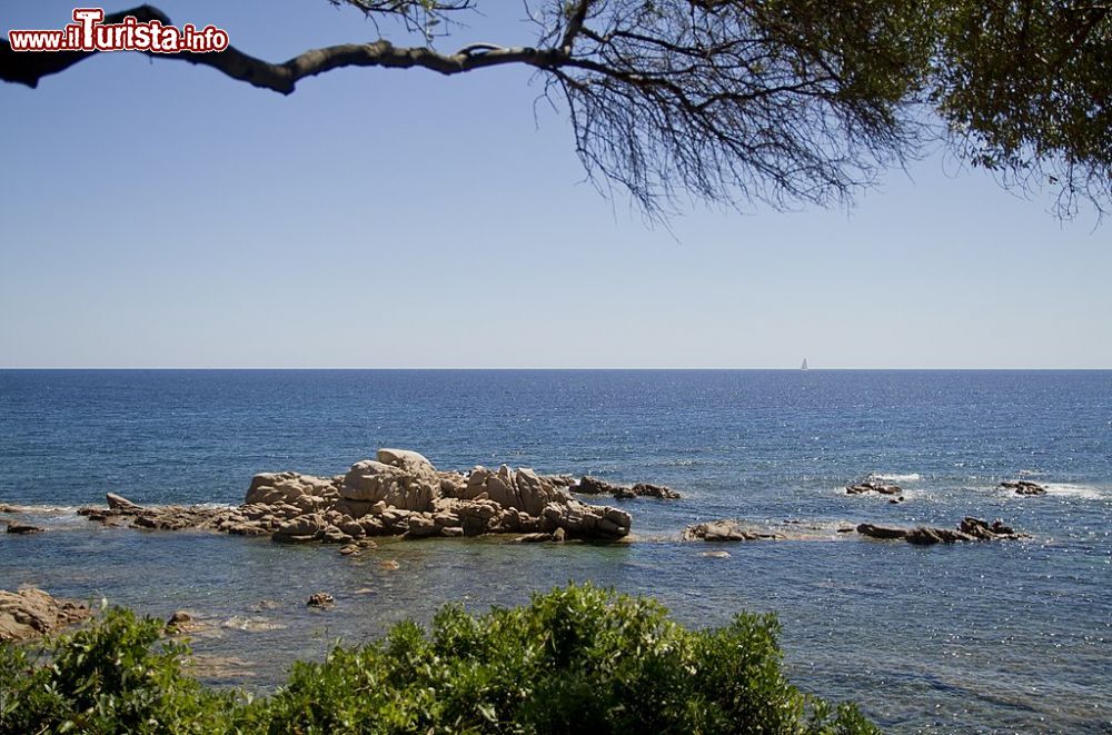 Immagine Uno scorcio del mare di Santa Maria Navarrese in Ogliastra, Sardegna - © trolvag, CC BY-SA 3.0, Wikipedia