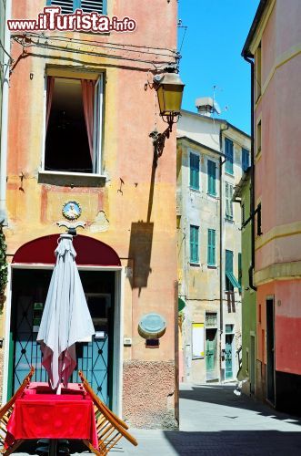 Immagine Uno scorcio del pittoresco centro storico di Arenzano, Liguria.