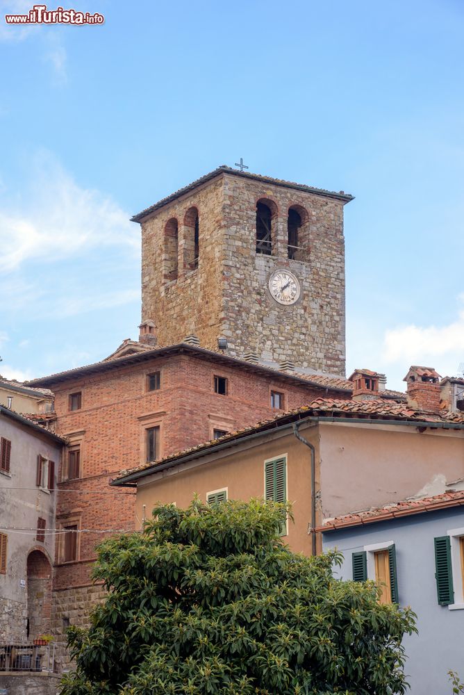 Immagine Uno scorcio del villaggio di Montieri, provincia di Grosseto in Toscana