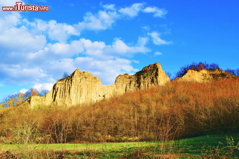 Immagine Uno scorcio della Balze del Valdarno aerea naturale a sud di Castelfranco Piandiscò