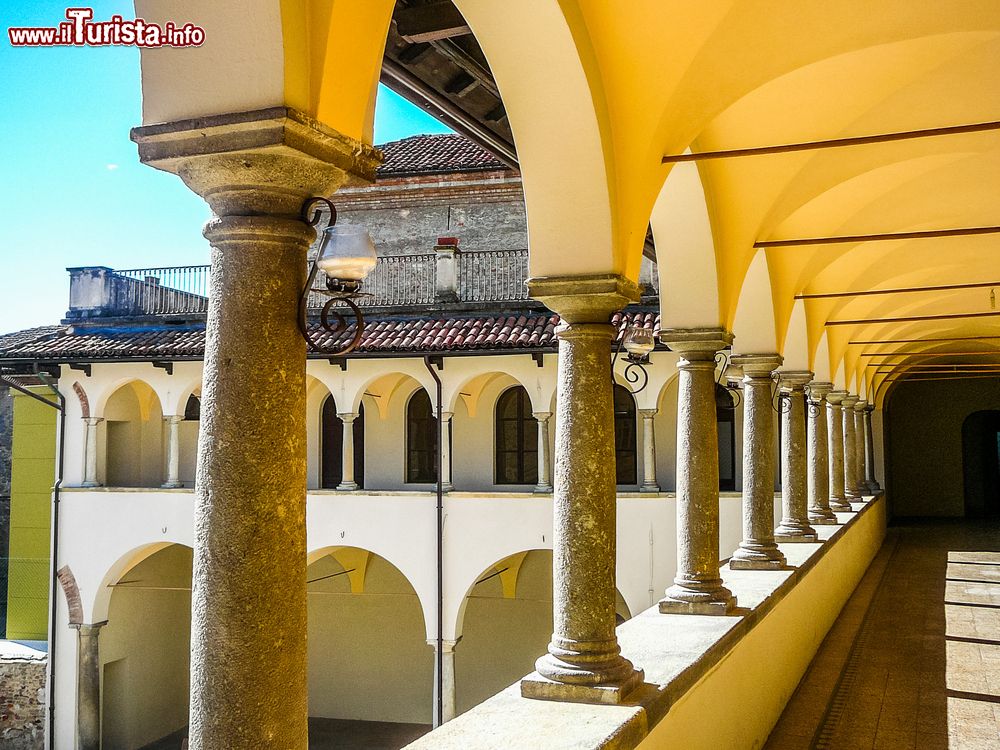 Immagine Uno scorcio della cittadina di Acqui Terme, Piemonte. Situato in provincia di Alessandria, sorge sulla sponda sinistra del fiume Bormida.