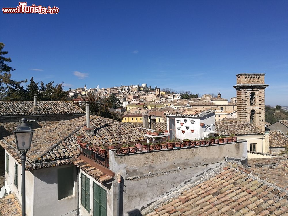 Immagine Uno scorcio della cittadina di Penne, Abruzzo: situata in provincia di Pescara, dal 2012 fa parte dei borghi più belli d'Italia.
