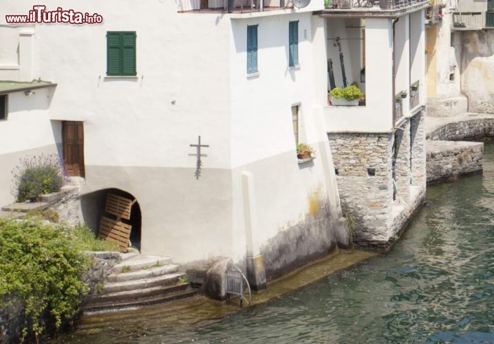 Immagine Uno scorcio delle case di Brienno sul Lago di Como