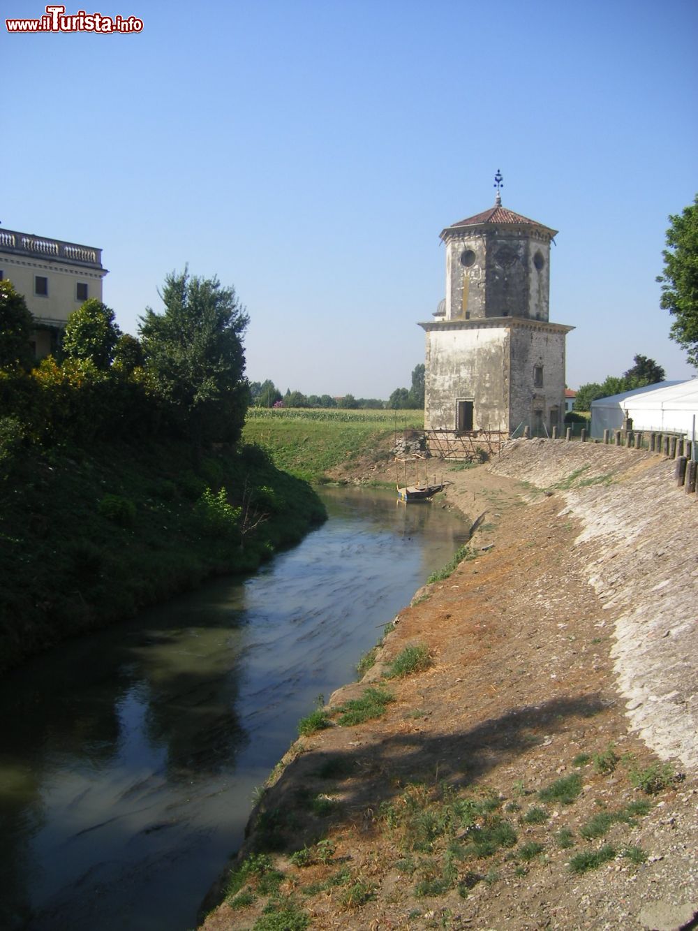 Immagine Uno scorcio di Albettone in Veneto - © Szeder László - GFDL, Wikipedia