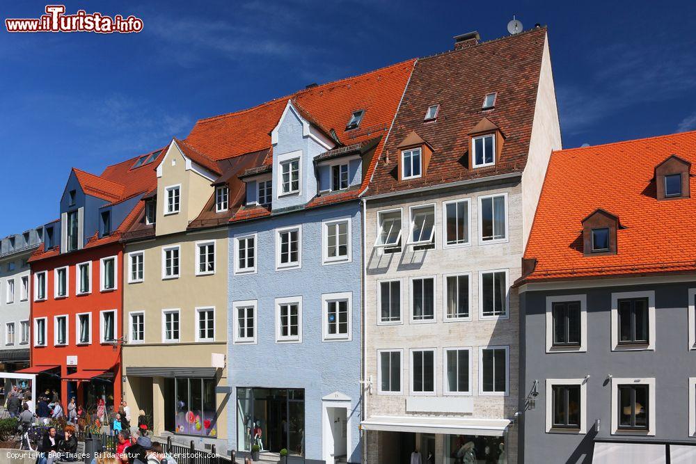 Immagine Uno scorcio di Fischerstrasse a Kempten, Baviera, Germania: si tratta della nuova area dedicata allo shopping - © BAO-Images Bildagentur / Shutterstock.com
