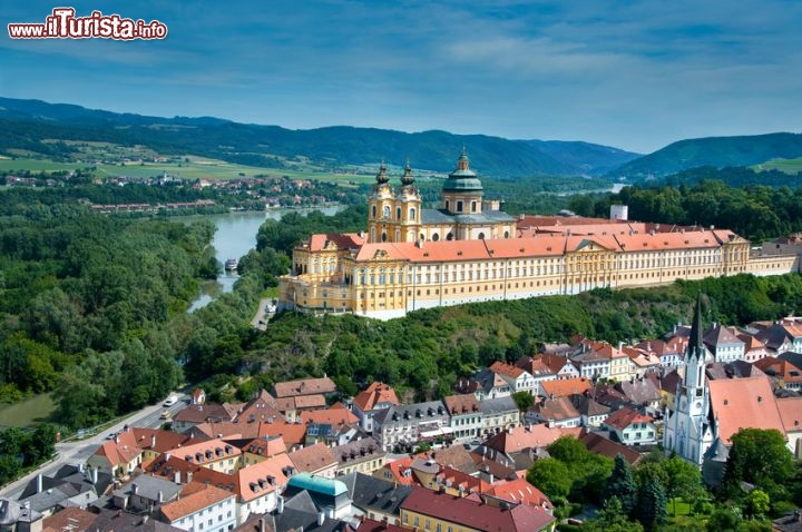 Immagine Valle di Wachau in Austria a Melk, l'abbazia