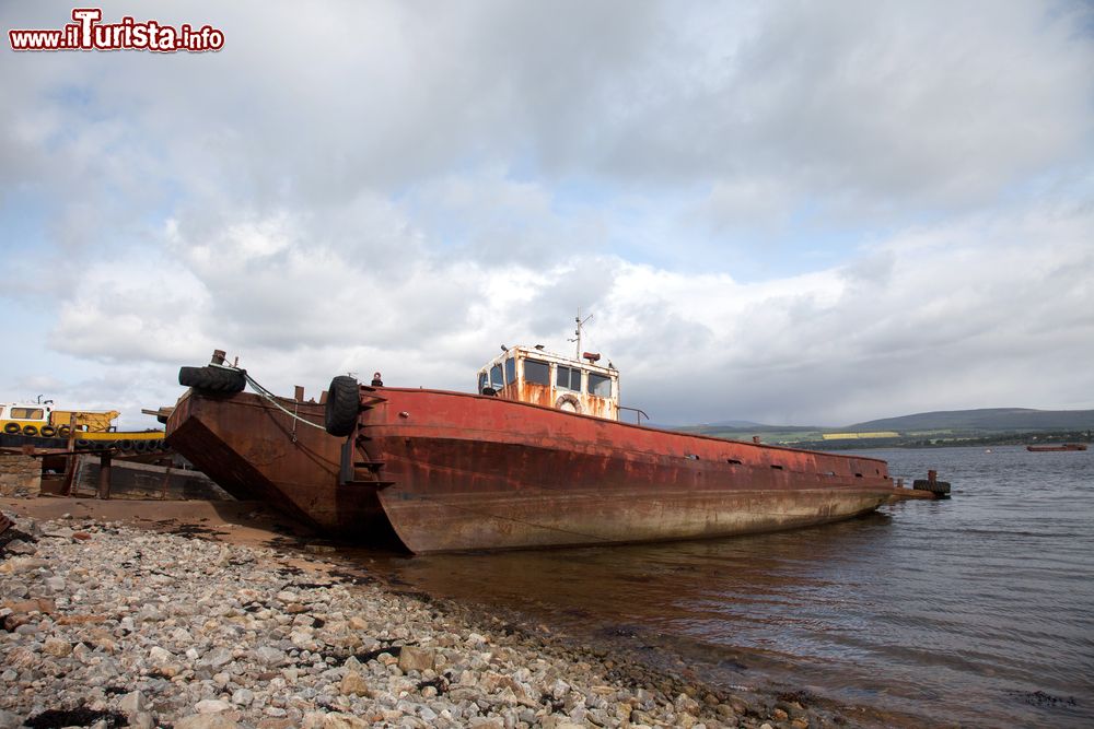 Immagine Vecchi pescherecci ormeggiati a Black Isle, nei pressi di Dornoch, Scozia.