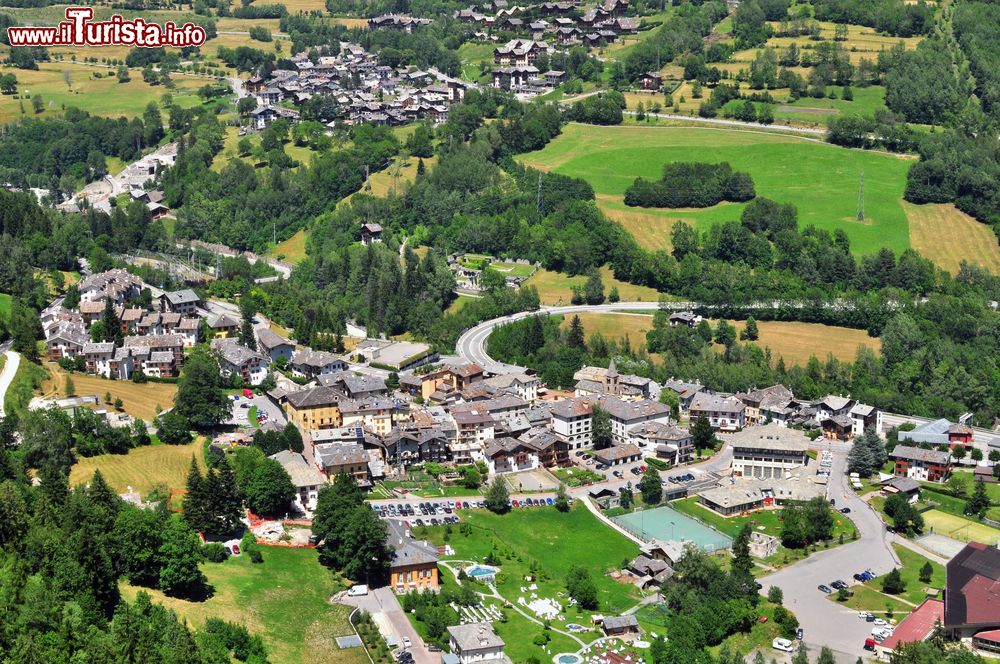 Immagine Veduta aerea di Pré-Saint-Didier, Valle d'Aosta.