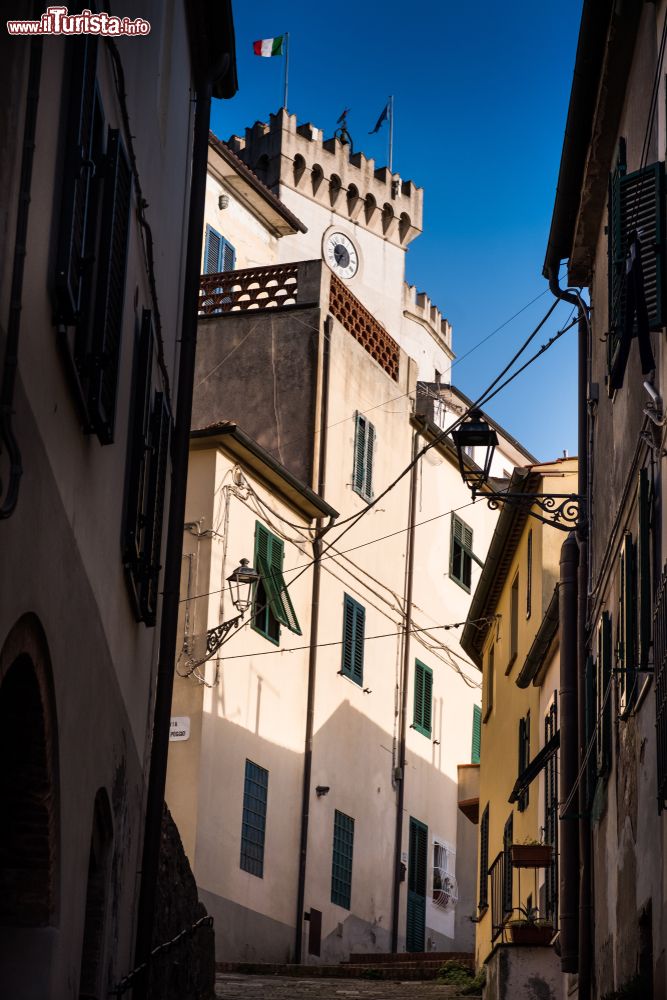 Immagine Veduta del centro storico di Rosignano Marittimo, provincia di Livorno, Toscana.