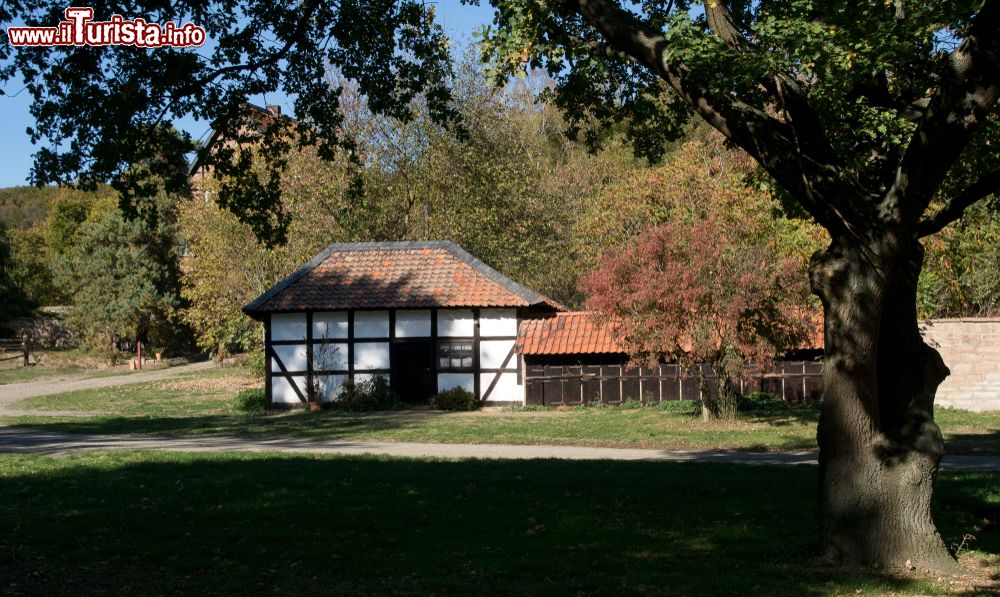 Immagine Veduta del chiostro di Woeltingerode nei pressi della cittadina di Goslar, Sassonia, Germania.