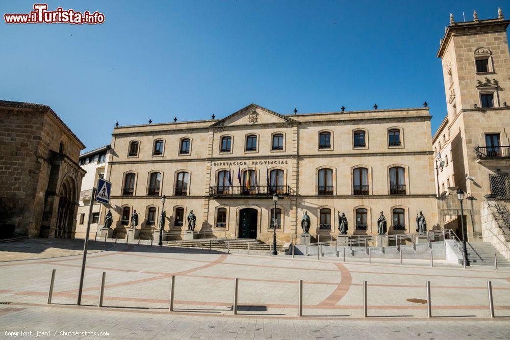 Immagine Veduta del Palazzo del Governo della provincia di Soria, comunità di Castiglia e Leon (Spagna) - © jcami / Shutterstock.com