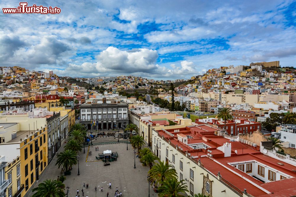 Immagine Veduta panoramica di Las Palmas de Gran Canaria (Spagna) dalla Cattedrale di Santa Ana.