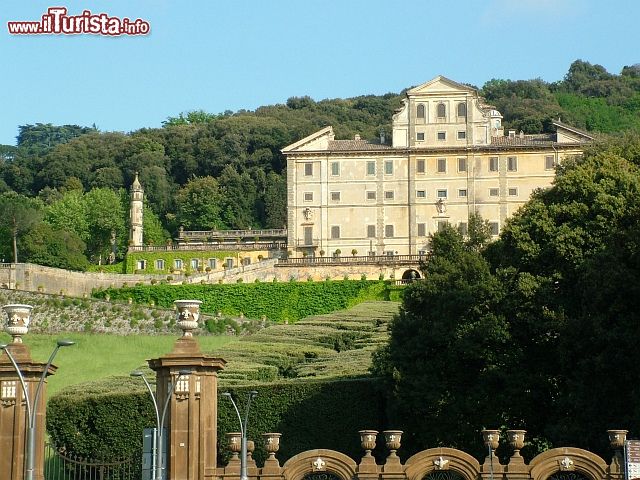 Immagine Villa Aldobrandini a Frascati sui Colli Albani a sud-est di ROma) - © R Clemens - CC BY-SA 3.0 - Commons.