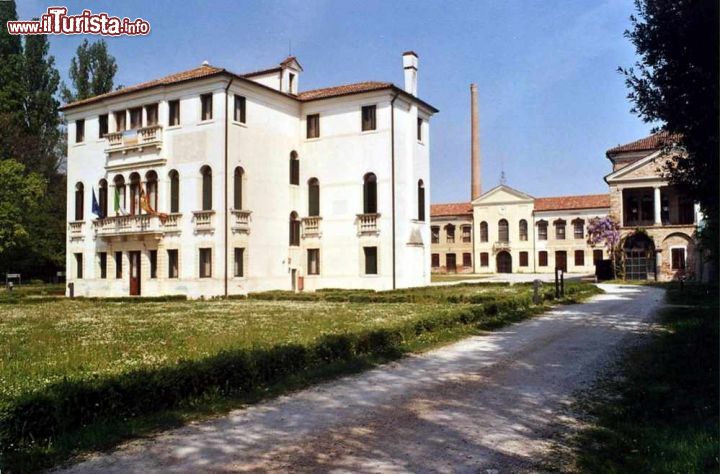 Immagine Villa Donà Romanin-Jacur a Salzano in Veneto