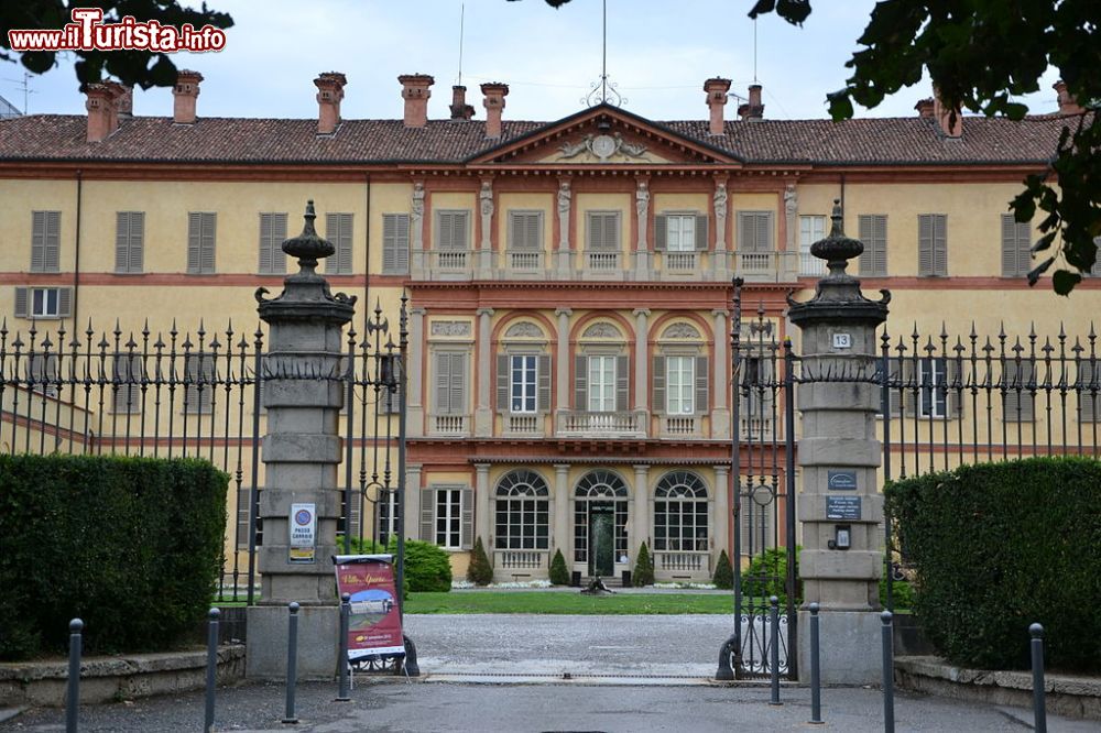 Immagine Villa Gallarati Scotti ad Oreno di Vimercate, in Lombardia. Di Carlo Dell'Orto - Opera propria, CC BY-SA 3.0, Collegamento