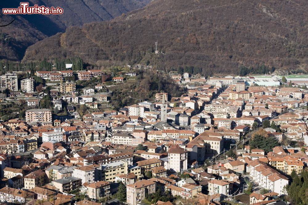 Immagine Vista aerea del centro di Omegna in Piemonte