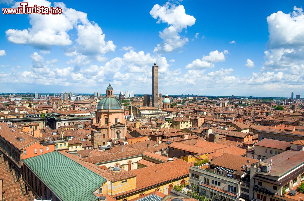 Le foto di cosa vedere e visitare a Bologna