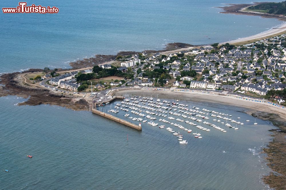 Immagine Vista aerea della baia tra Sarzeau e Saint Jacques in Bretagna (Francia)