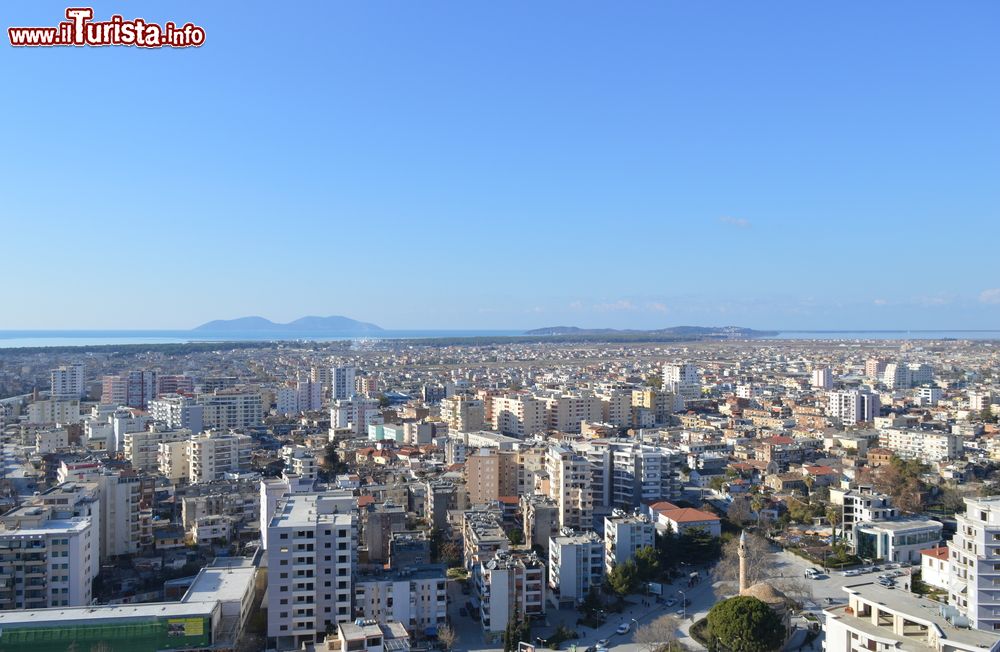 Immagine Vista aerea della città di Valona in Albania
