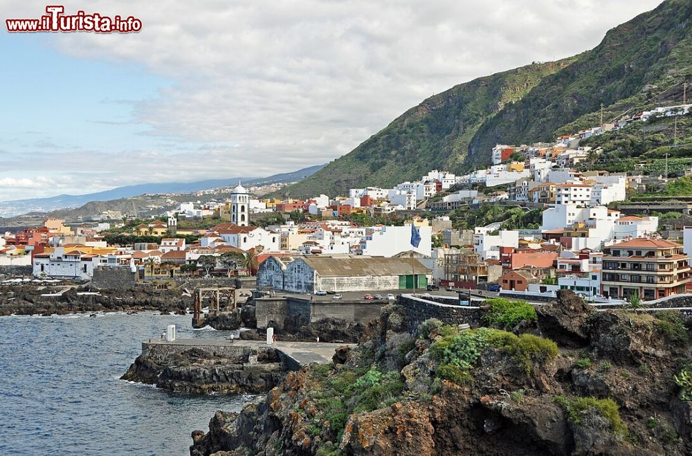 Immagine Vista del centro di Garachico, siamo a Tenerife, la maggiore delle Isole Canarie  - © Marc Ryckaert / wikipedia